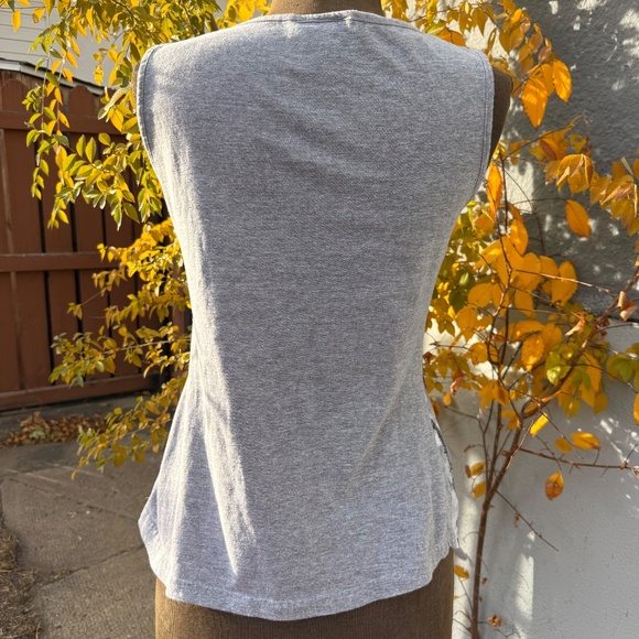 Cute Vintage Y2K Paris collage sleeveless tee - Picture 2 of 6